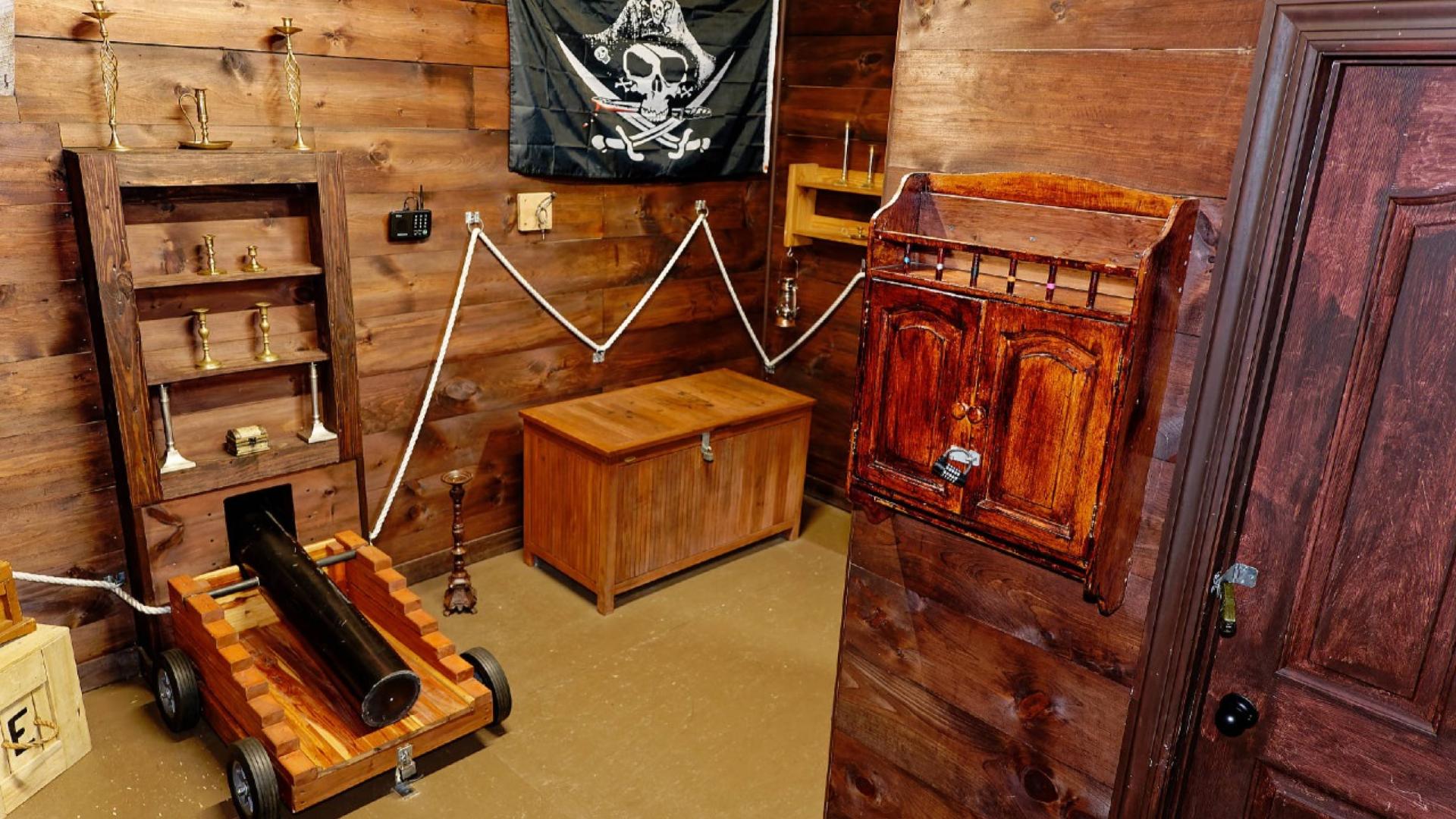 Escape from Warehouse 1/Axe Kicking