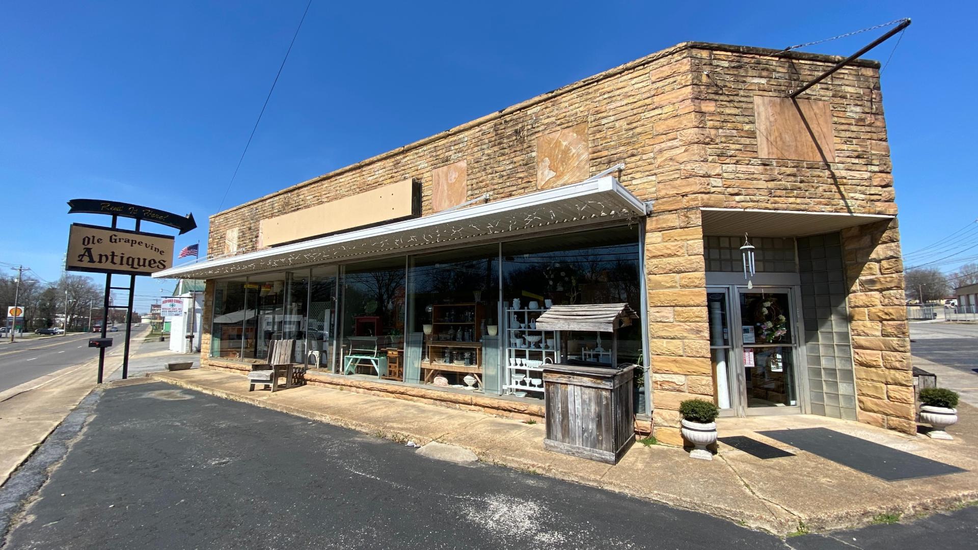 Ole Grapevine Antiques