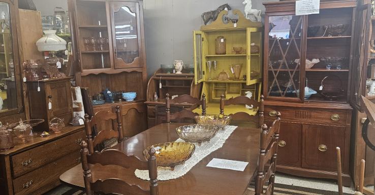 Tennessee River Retail Store &amp; Auctions - Gallery Image 3