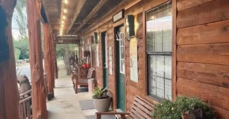 The Bear Inn Retreat - Gallery Image 5