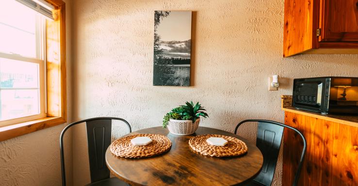 The Bear Inn Retreat - Gallery Image 3