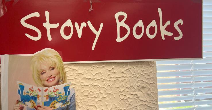 The Book Shelf - Gallery Image 2