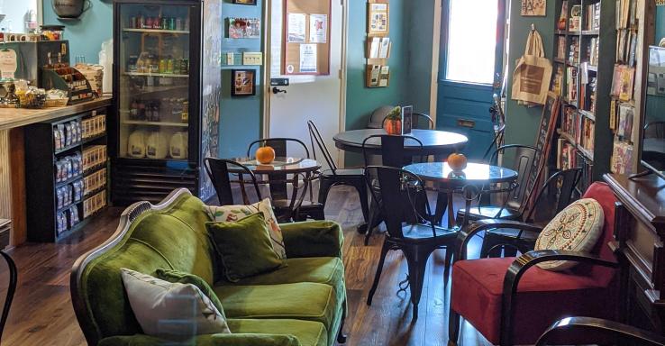 Bell Buckle Coffee Shop &amp; Book Swap - Gallery Image 5