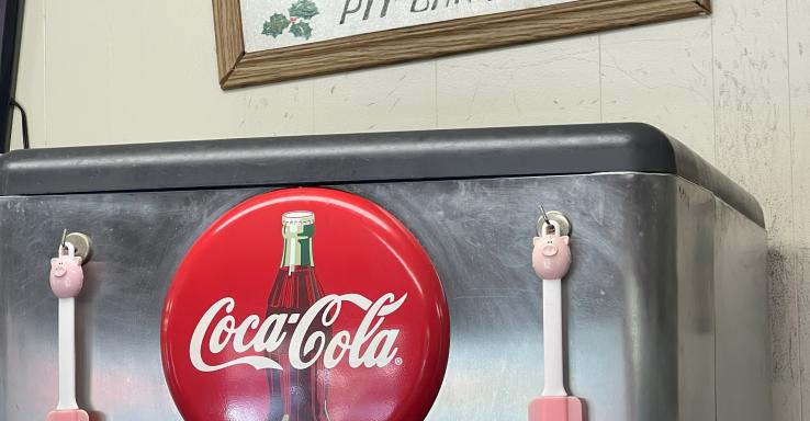 Piggy's Place Bar-B-Que - Gallery Image 3