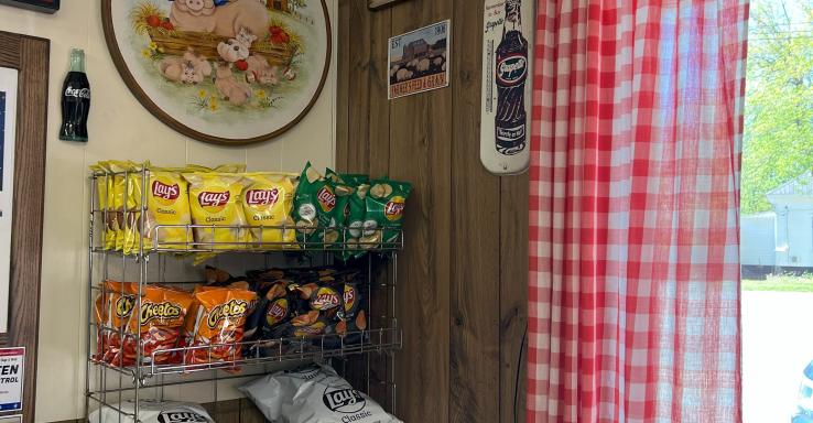 Piggy's Place Bar-B-Que - Gallery Image 6