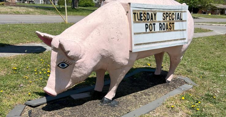 Piggy's Place Bar-B-Que - Gallery Image 8